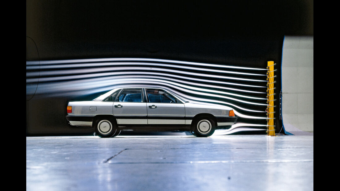 Audi 100, Baujahr 1983