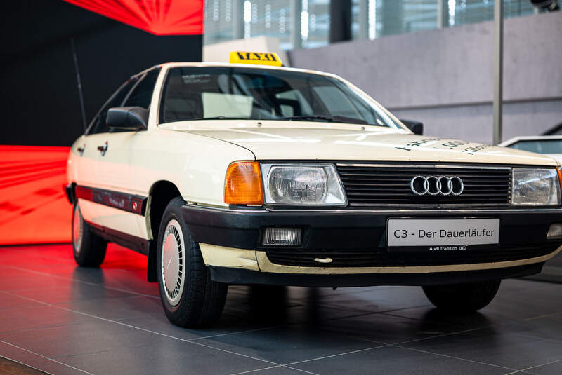 Audi 100 C1-C4 Sonderausstellung Audi Forum Neckarsulm