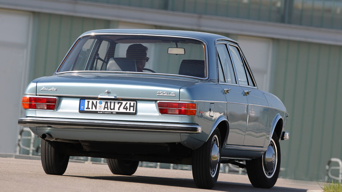 Audi 100 LS, Heckansicht