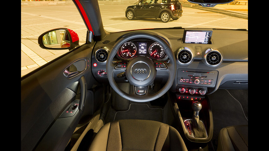 Audi A1, Innenraum, Cockpit