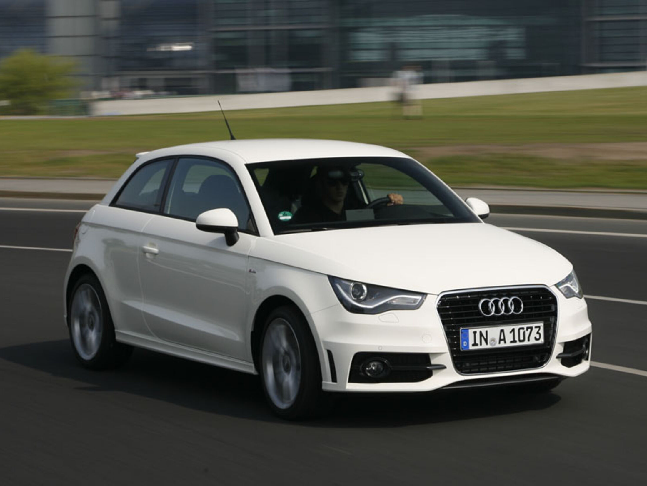 https://imgr1.auto-motor-und-sport.de/Audi-A1-jsonLd4x3-bfdc22a3-367640.jpg