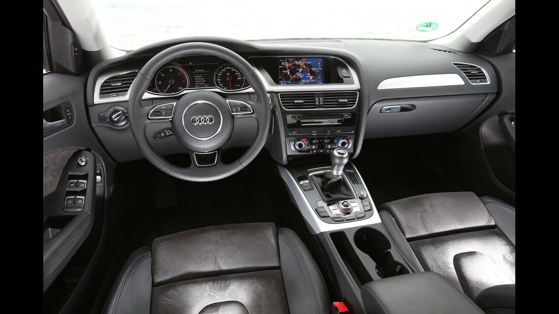 Audi A4 2.0 TDI, Cockpit