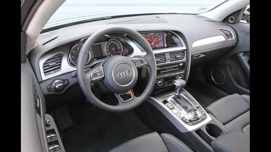 Audi A4 Avant 3.0 Quattro, Cockpit, Lenkrad