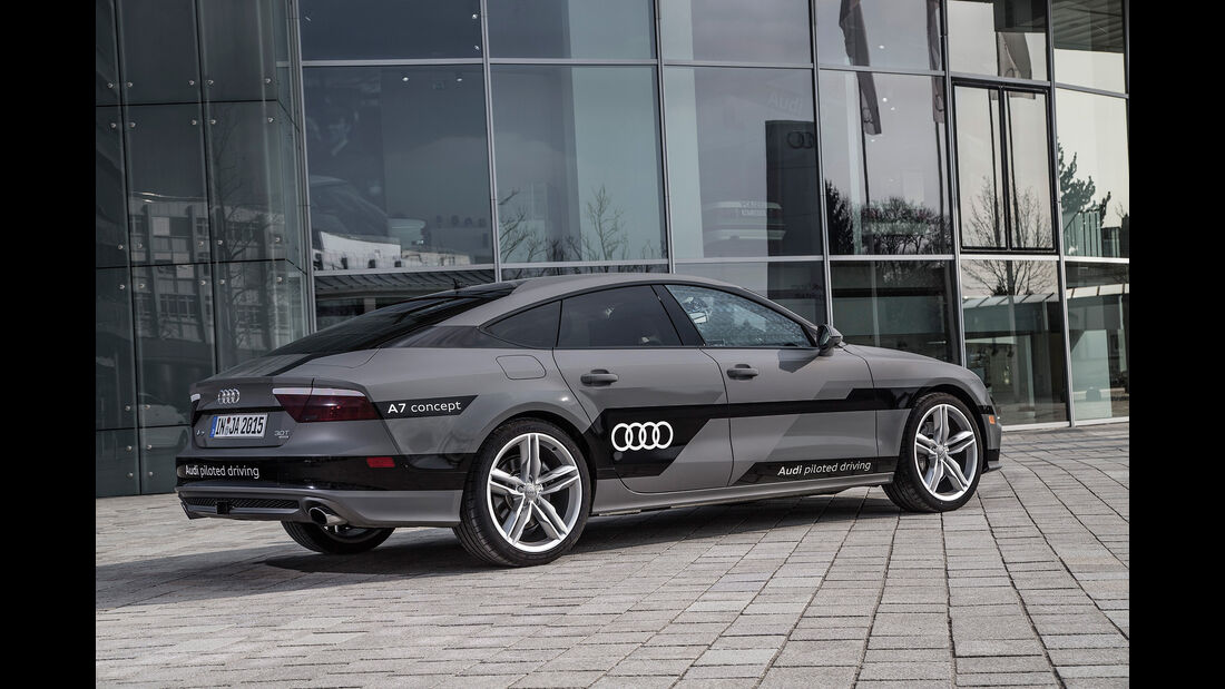 Audi A7 Concept piloted driving