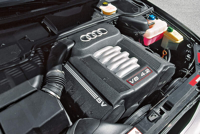 Audi A8 2.8, Motor