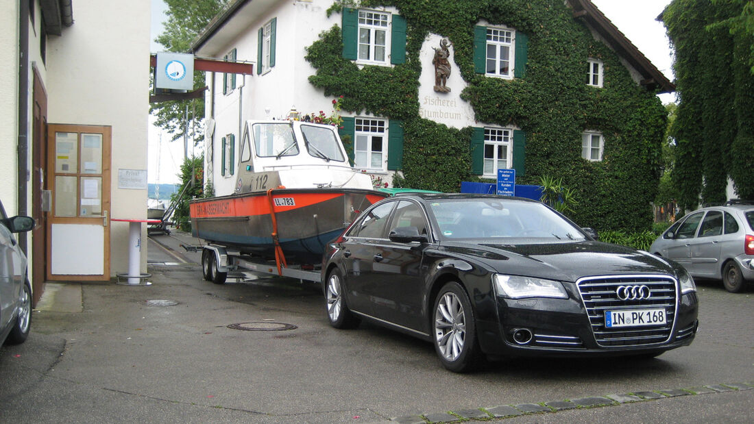 Audi A8 3.0 TDI Quattro, Anhänger