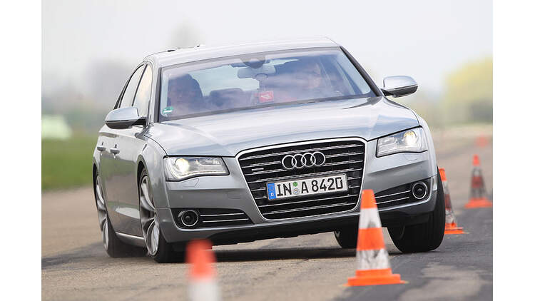 Audi A8 Bmw 7er Mercedes S Klasse Und Porsche Panamera Im Test Auto Motor Und Sport