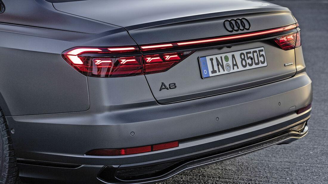 Audi A8 DML