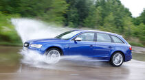 Audi Avant 3.0 TFSI, Seitenansicht, Wasserdurchfahrt