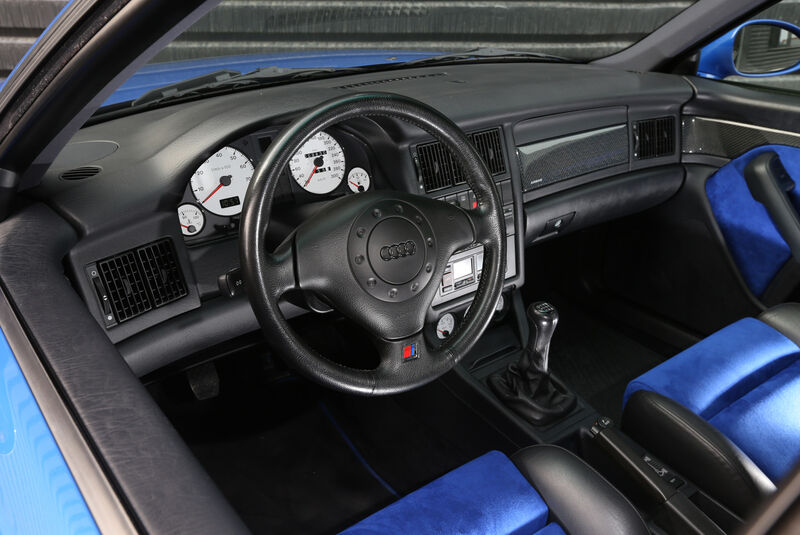 Audi Avant RS2, Cockpit