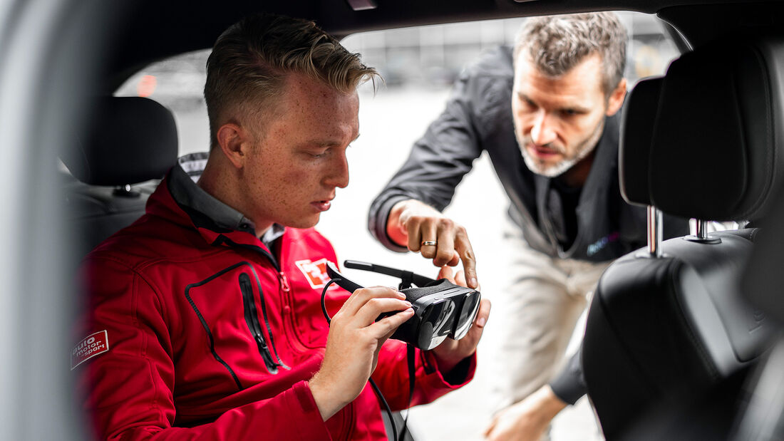 Audi Holoride, VR-Brille im Auto