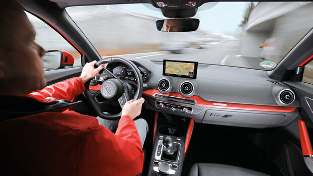 Audi Q2 1.4 TFSI, Cockpit, Fahrersicht
