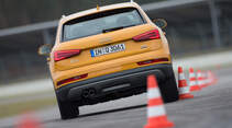 Audi Q3 2.0 TDI Quattro, Heckansicht, Slalom