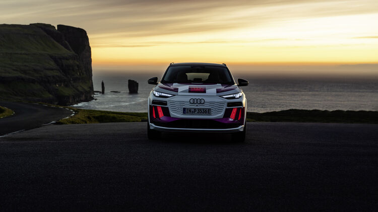 Audi Q6 e-tron Frontansicht Tagfahrlicht