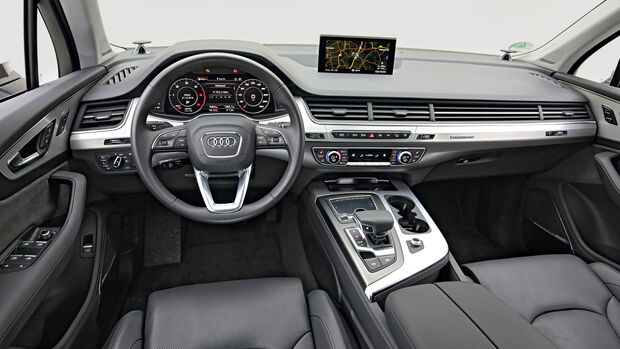 Audi Q7 3.0 TDI Quattro, Cockpit