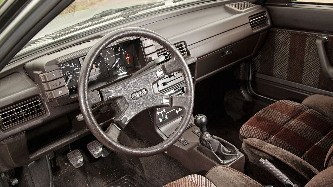 Audi Quattro, Typ 85, (1980-1991), Innenraum, Cockpit