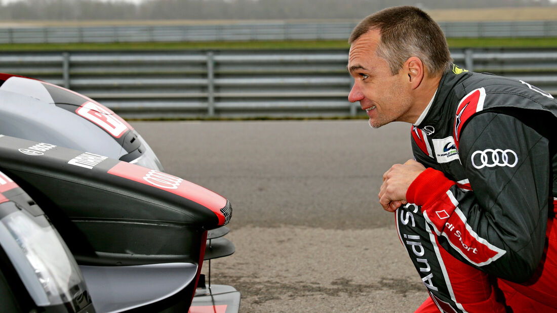 Audi R18, Front