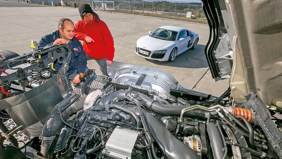 Audi R8 Coupé 4.2 FSI, Scania R 730 Topline, Motor