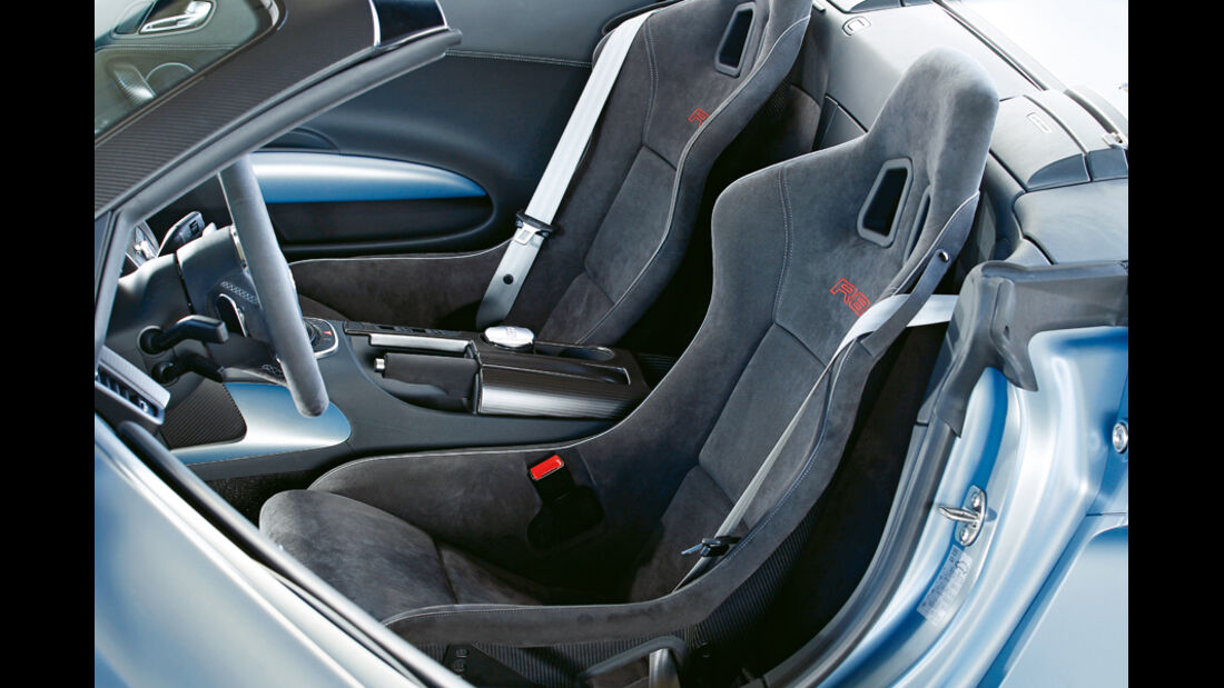 Audi R8 GT Spyder, Fahrersitz