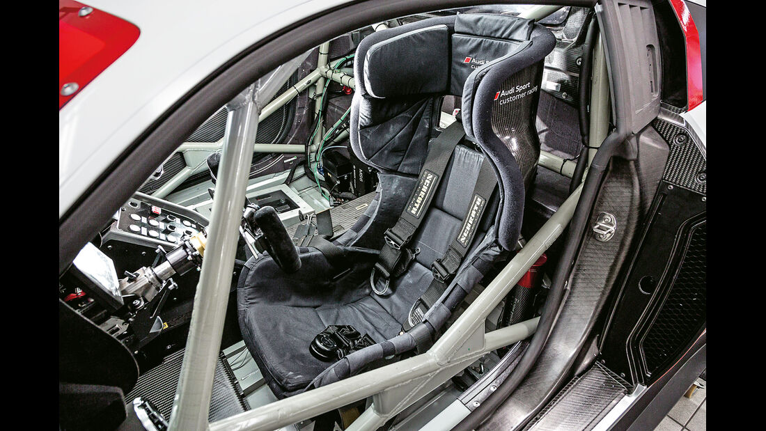 Audi R8 LMS GT3, Fahersitz