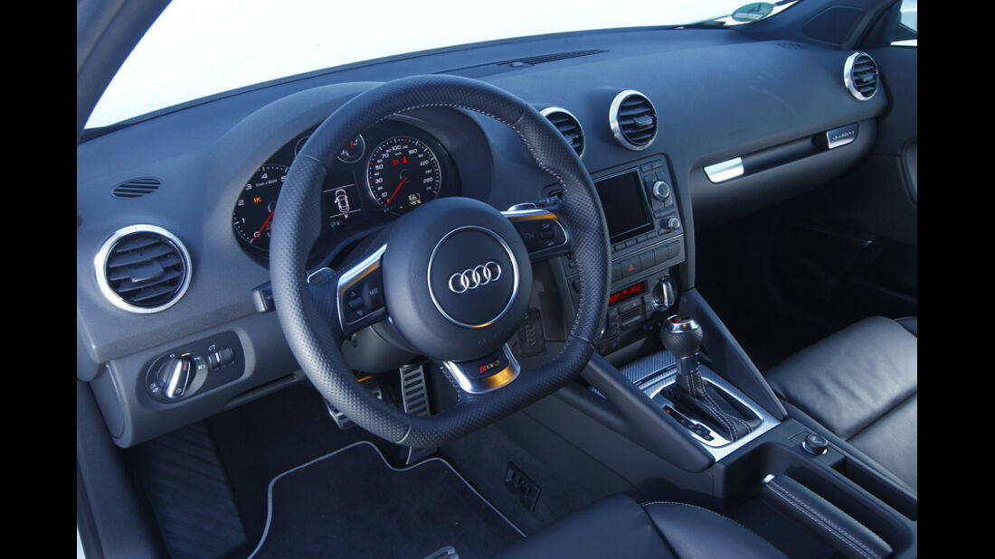 Audi RS 3 Sportback, Cockpit, Lenkrad