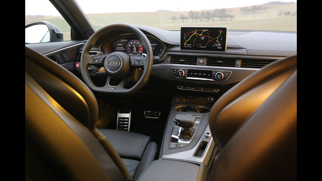 Audi RS 4 Avant, Interieur
