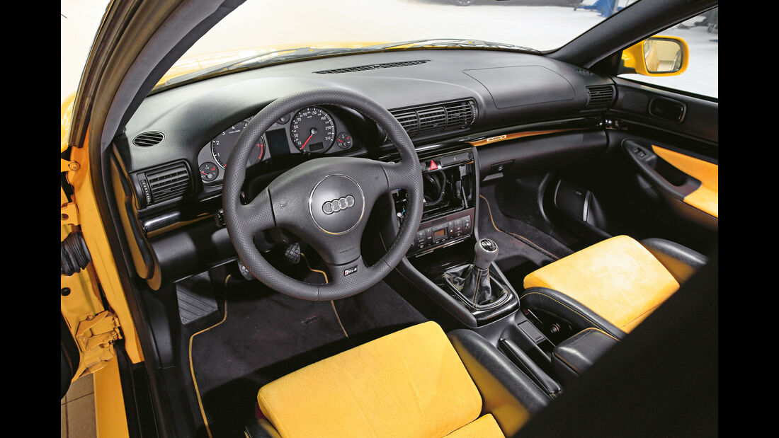 Audi RS 4, Cockpit