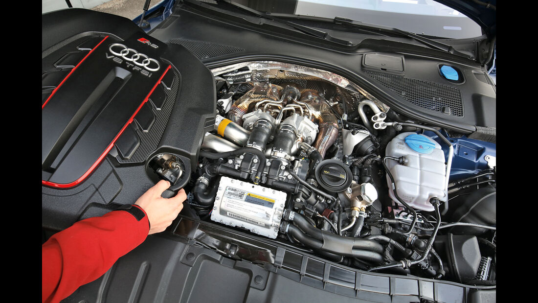 Audi RS 7  Sportback, Motor