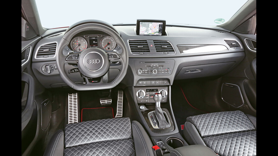 Audi RS Q3, Cockpit
