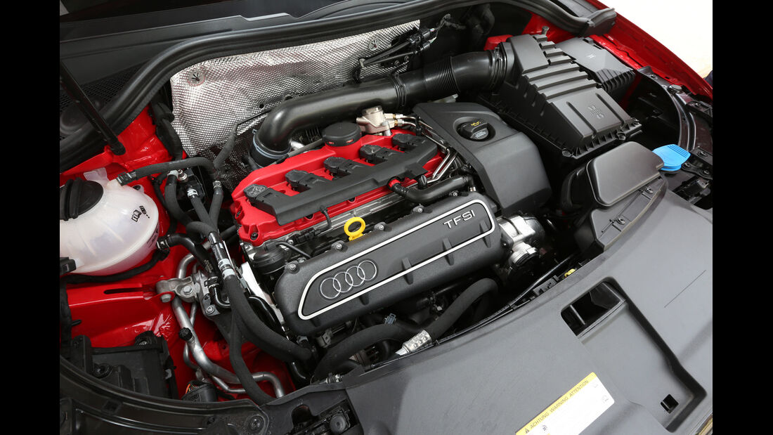 Audi RS Q3, Motor