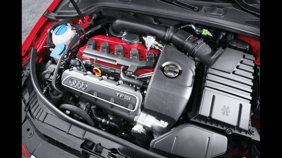 Audi RS3 Sportback, Motor, Motorraum