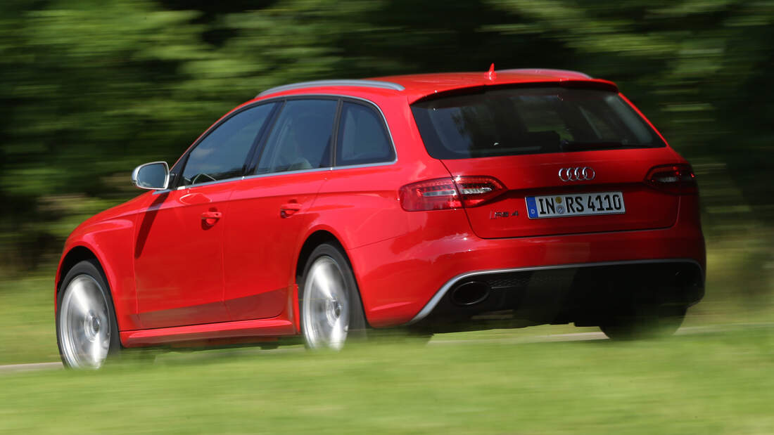 Audi RS4 Avant vs. Alpina B3 Touring im Test: Karacho-Kombis - auto ...