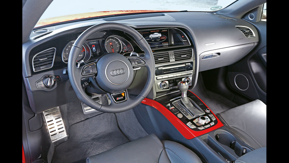 Audi RS5 Coupé, Cockpit