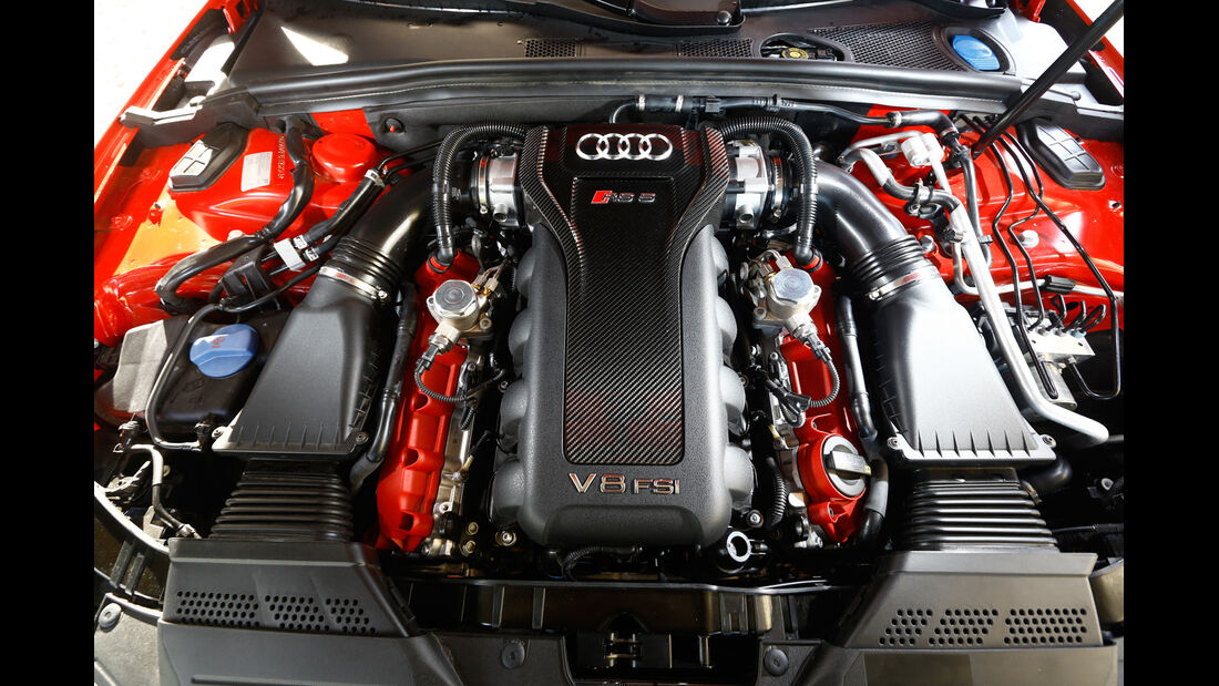 Audi RS5 Coupé, Motor