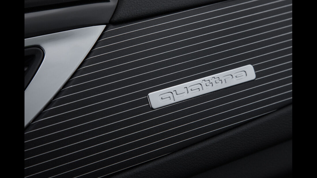 Audi RS6 Avant, quattro-Emblem