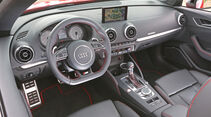 Audi S3 Cabrio, Cockpit