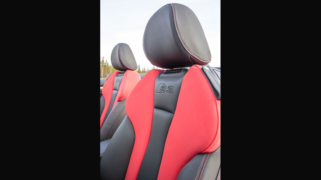 Audi S3 Cabrio, Sitze
