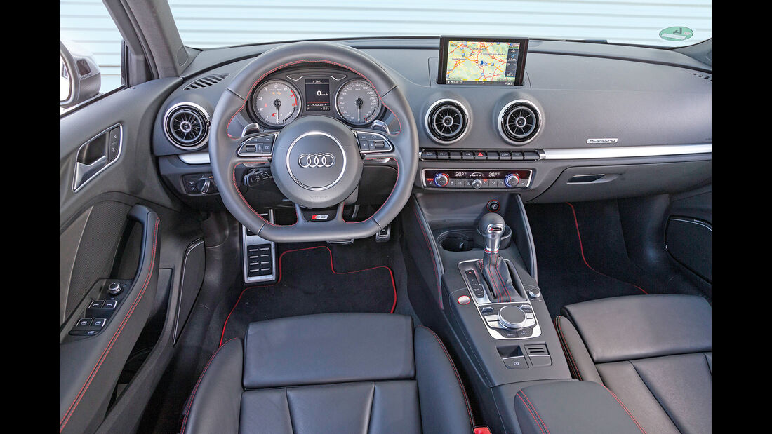 Audi S3 Limousine, Cockpit