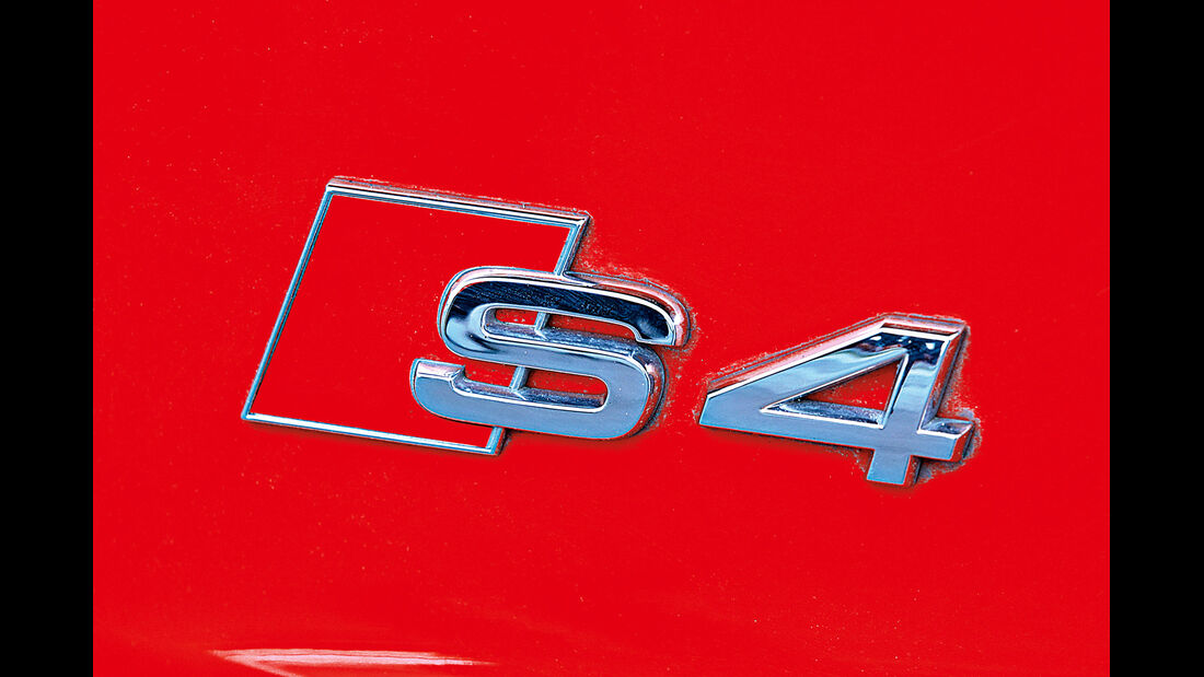 Audi S4, Typenbezeichnung
