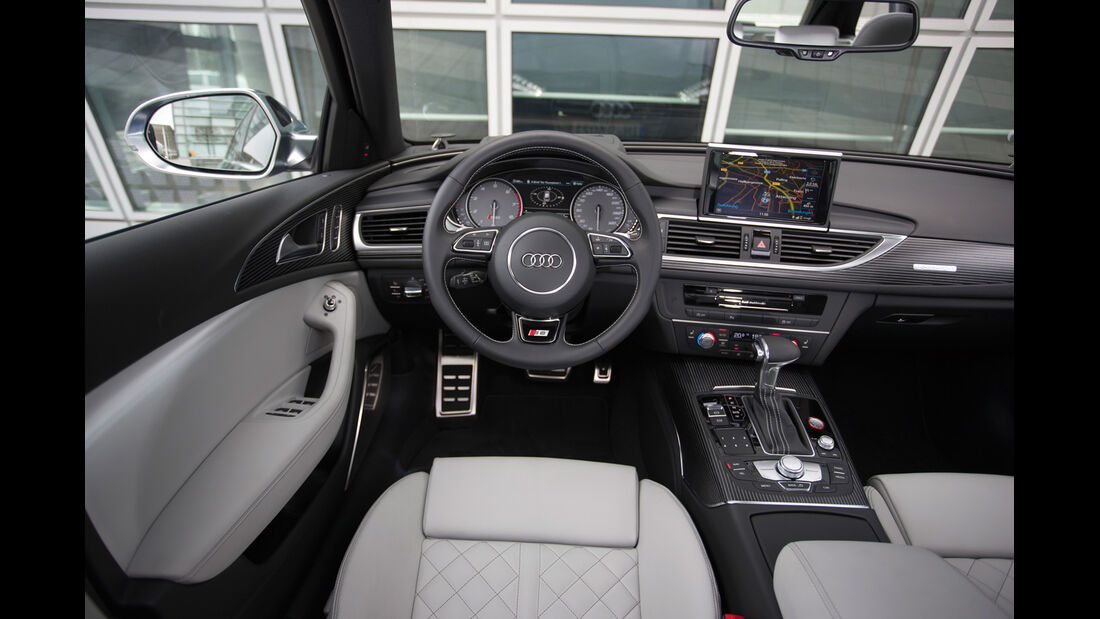Audi S6 4.0 TFSI, Cockpit