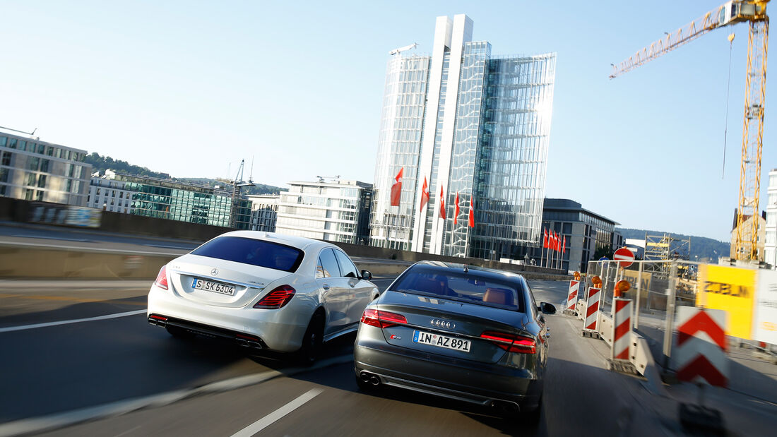 Audi S8, Mercedes S 63 4Matic, Heckansicht