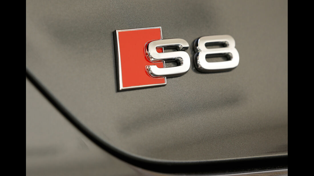Audi S8, Typenbezeichnung