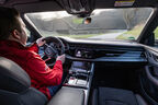 Audi SQ8 TFSI, Cockpit + Fahrer
