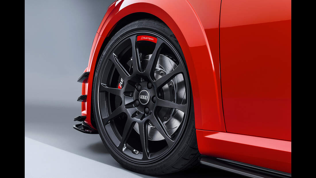 Audi R8 und Audi TT Performance Parts für mehr Dynamik AUTO MOTOR