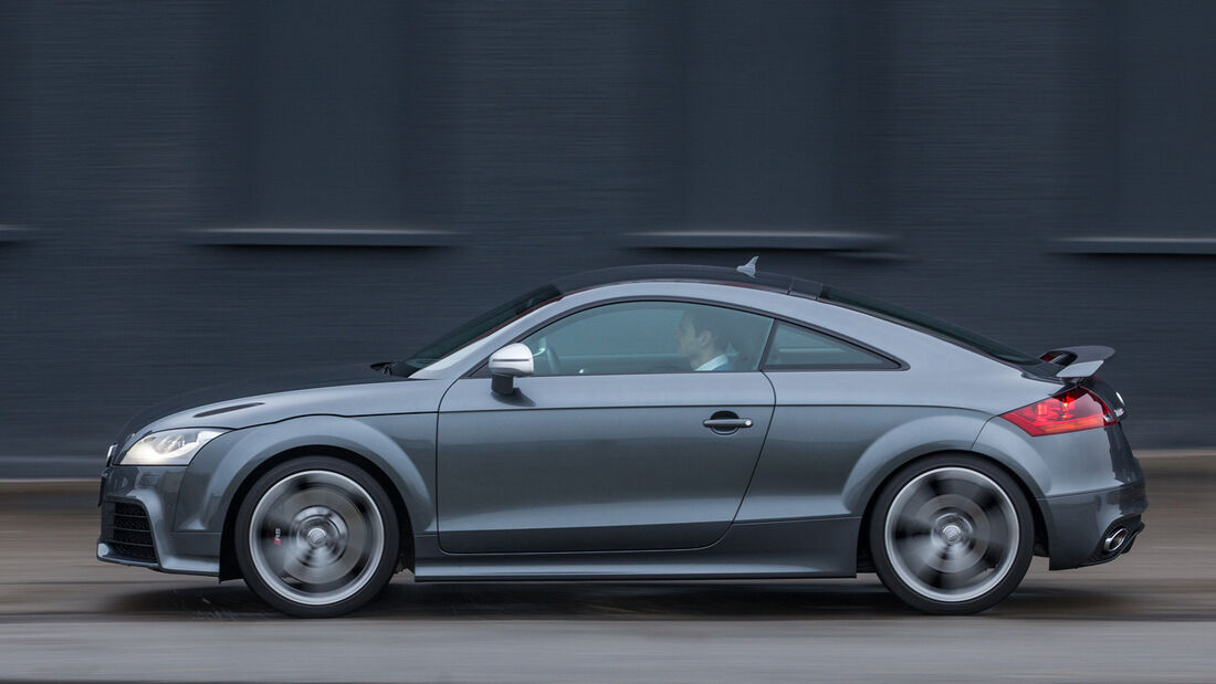 Audi TT RS, Seitenansicht