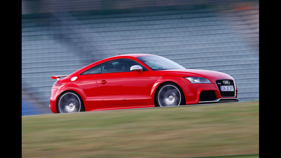 Audi TT RS, Seitenansicht
