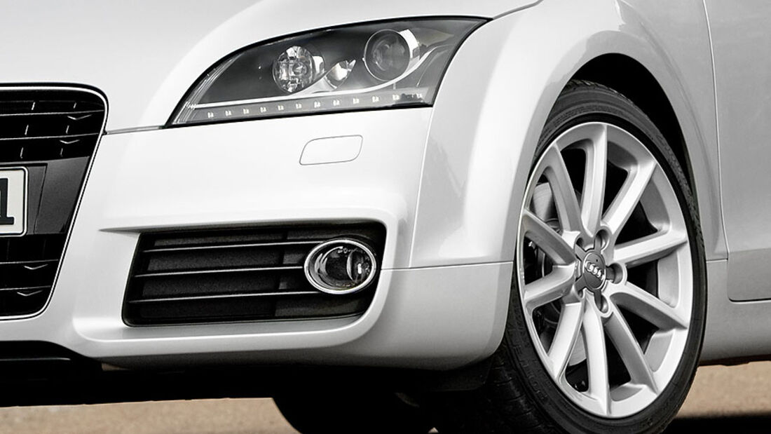 Audi TT Coupé und Roadster Facelift 2010: Motor- und Design-Update