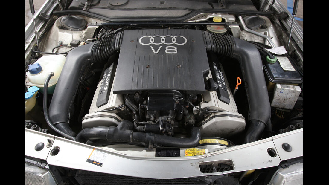 Audi V8, Motor