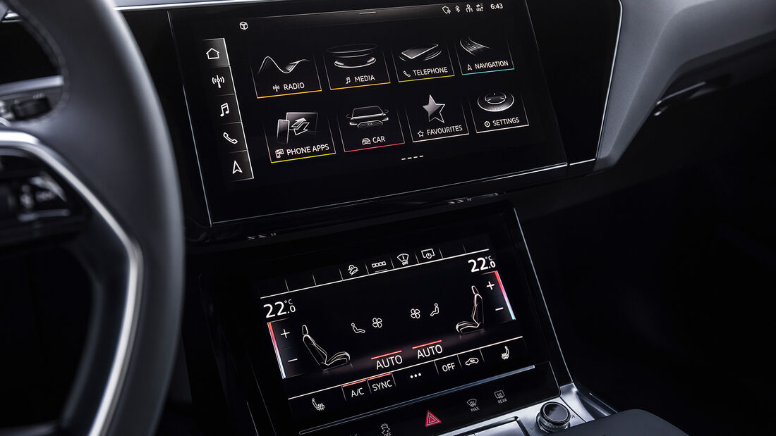 Audi e-tron S Sportback - E-Auto - Elektromotor - Cockpit
