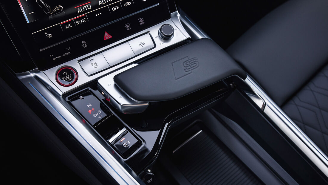 Audi e-tron S Sportback - E-Auto - Elektromotor - Cockpit